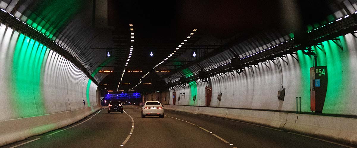 Burnley tunnel pace lights